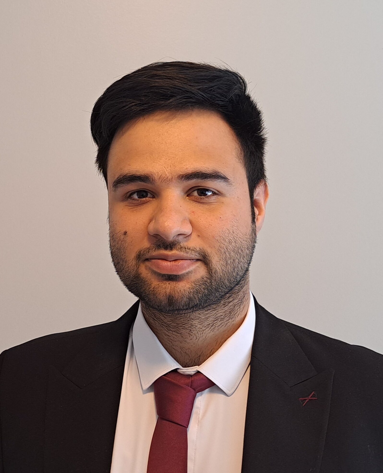 Amirhossein Dezhboro
